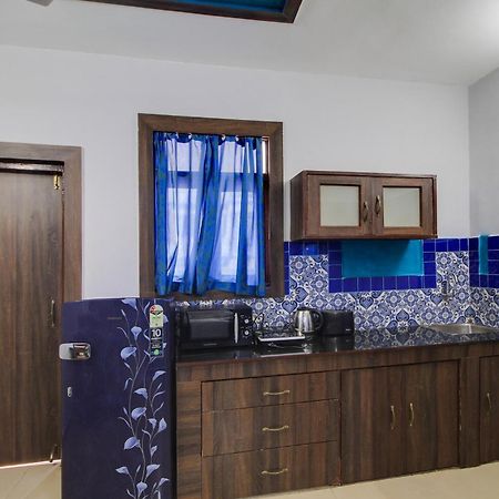 Capital O Royale Palms Hotel บีนอลิม ภายนอก รูปภาพ