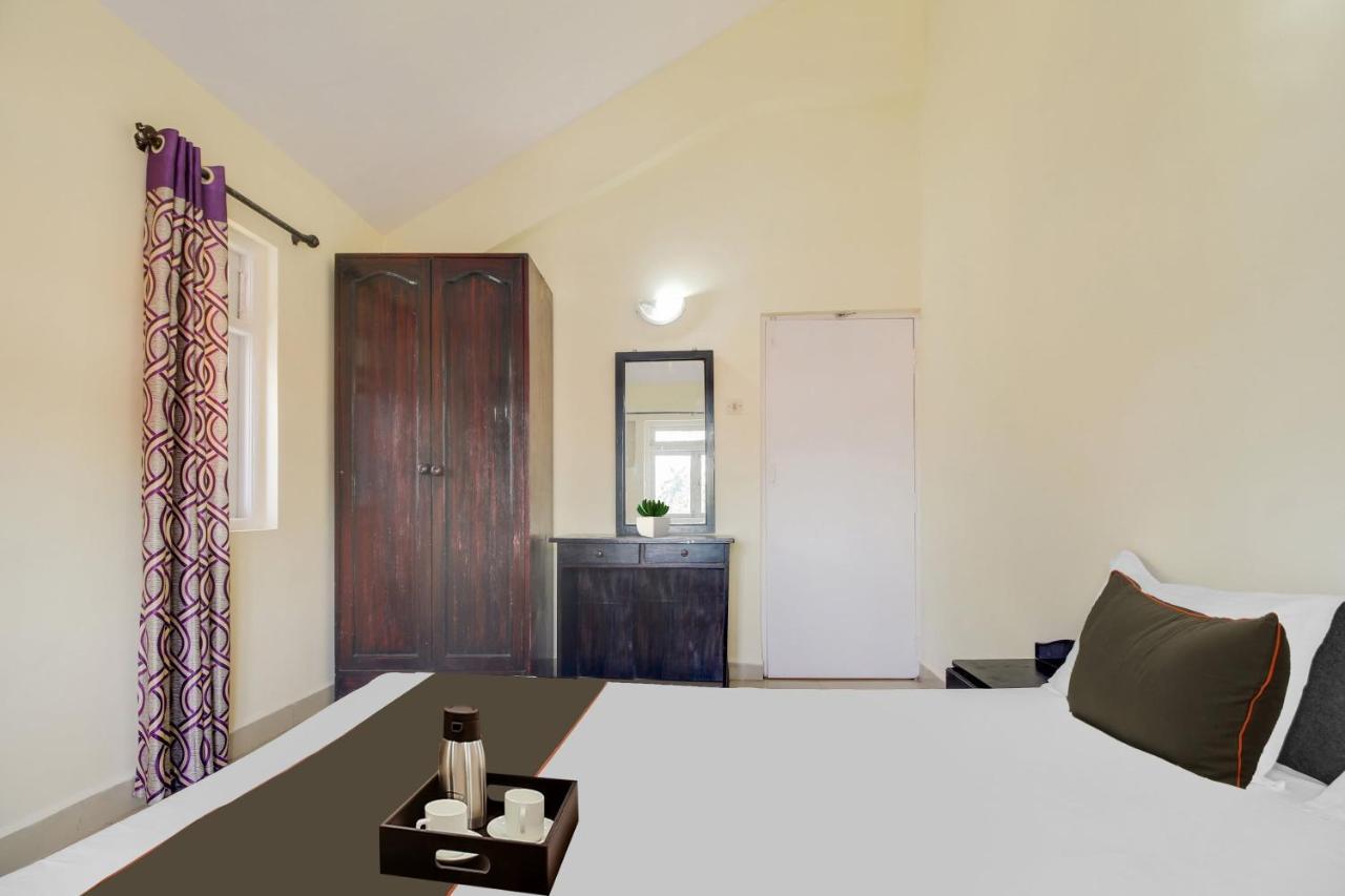 Capital O Royale Palms Hotel บีนอลิม ภายนอก รูปภาพ